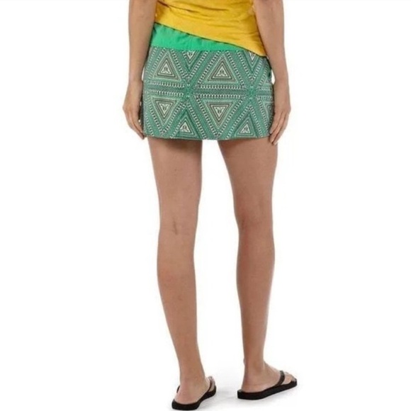 Patagonia Aztec Baggies Green Mini Skirt with Geometric Design With Pockets - Picture 11 of 12